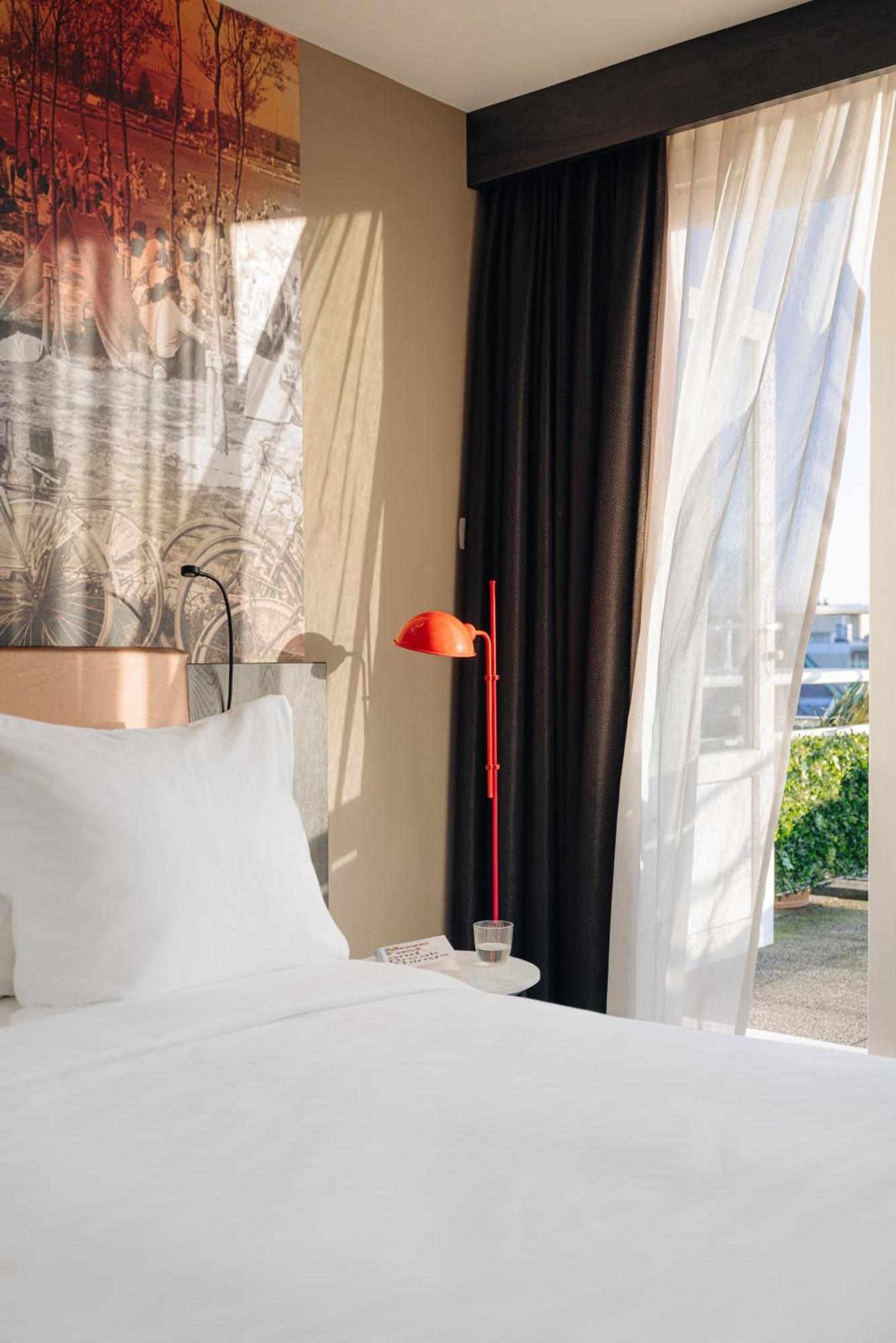 Leonardo Hotel Rotterdam Savoy Esterno foto
